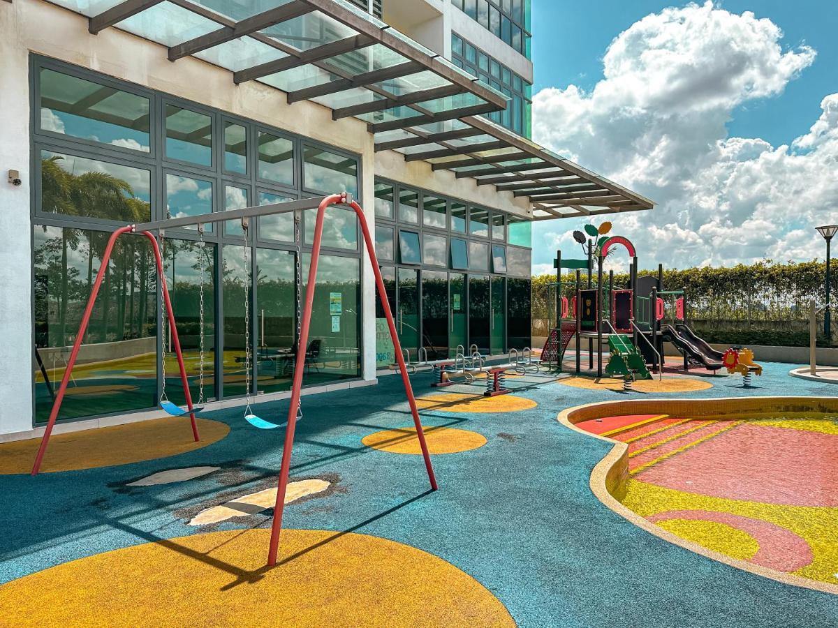 Starry Homes @ Green Haven 2Beds 2Bath+Pool View 마사이 외부 사진
